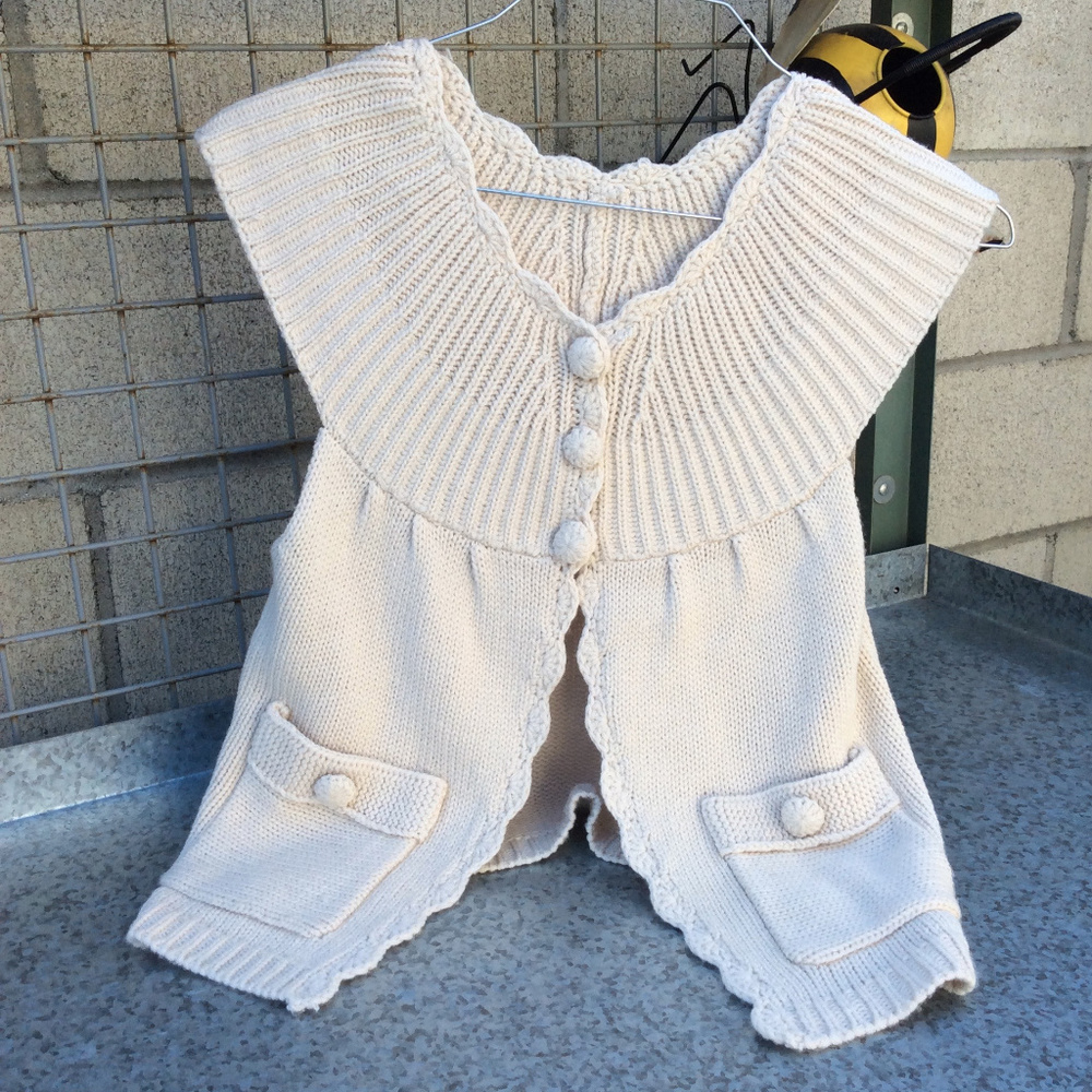 Off White Knit Vest by Parameter Size XS...C5/23